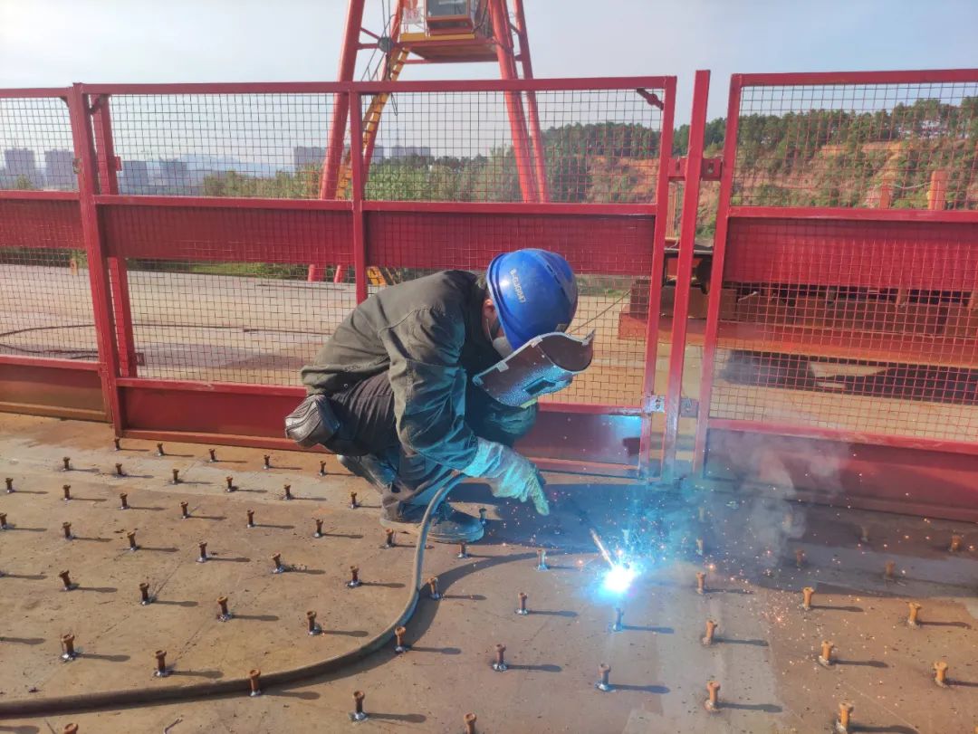 1657872223118728.jpg 44.jpg