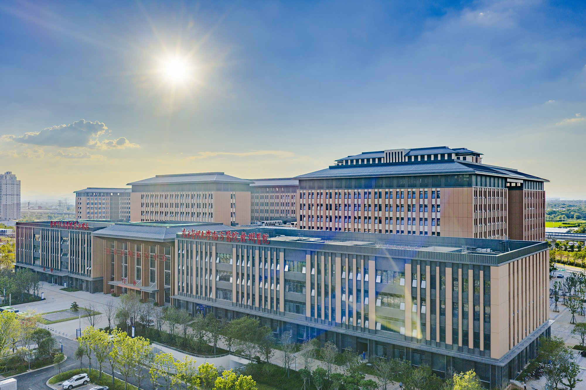 南方医科大学南方医院赣州医院 (2).jpg